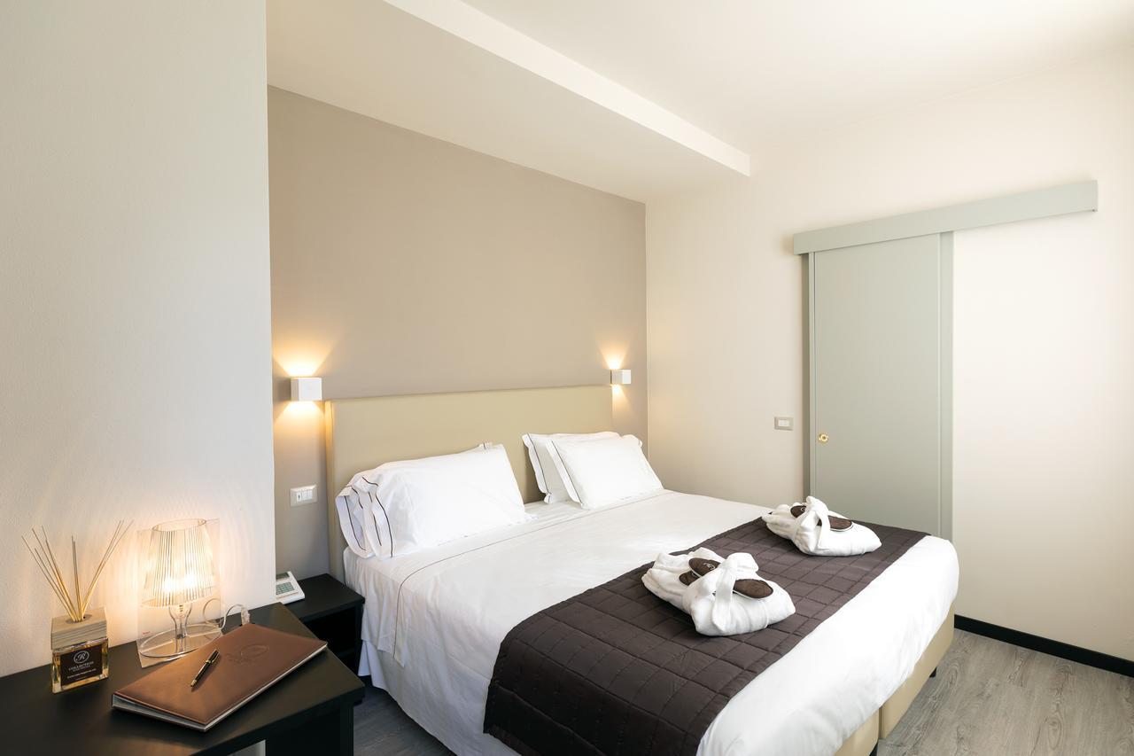 Hotel Villa Cipressi, By R Collection Hotels Варенна Экстерьер фото