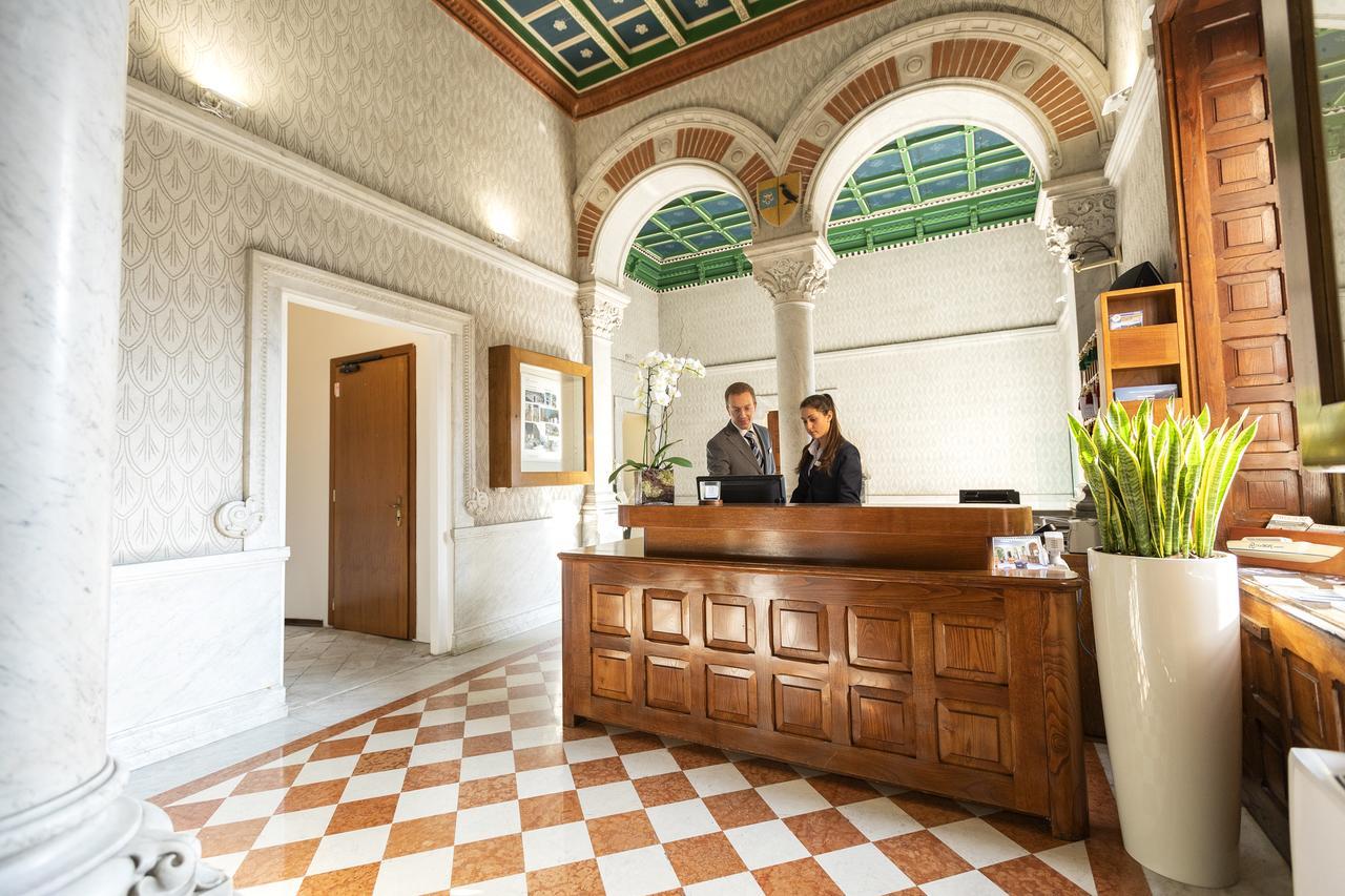 Hotel Villa Cipressi, By R Collection Hotels Варенна Экстерьер фото